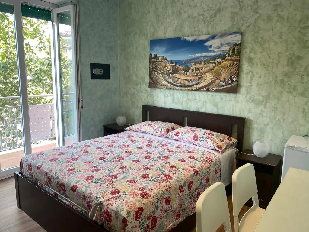 B&B CATANIA CENTRO – Charme & More